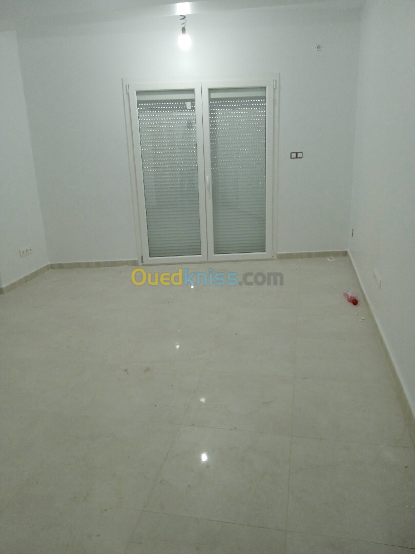 Location Appartement F2 Alger Dely brahim