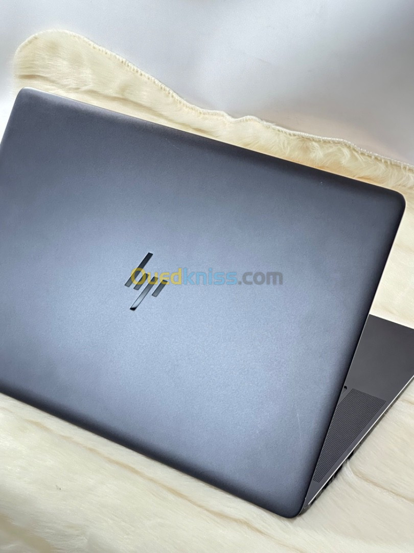 HP ZBOOK STUDIO G4 i7 7820HQ 32GO 512GO SSD NVIDIA QUADRO M1200 4GO