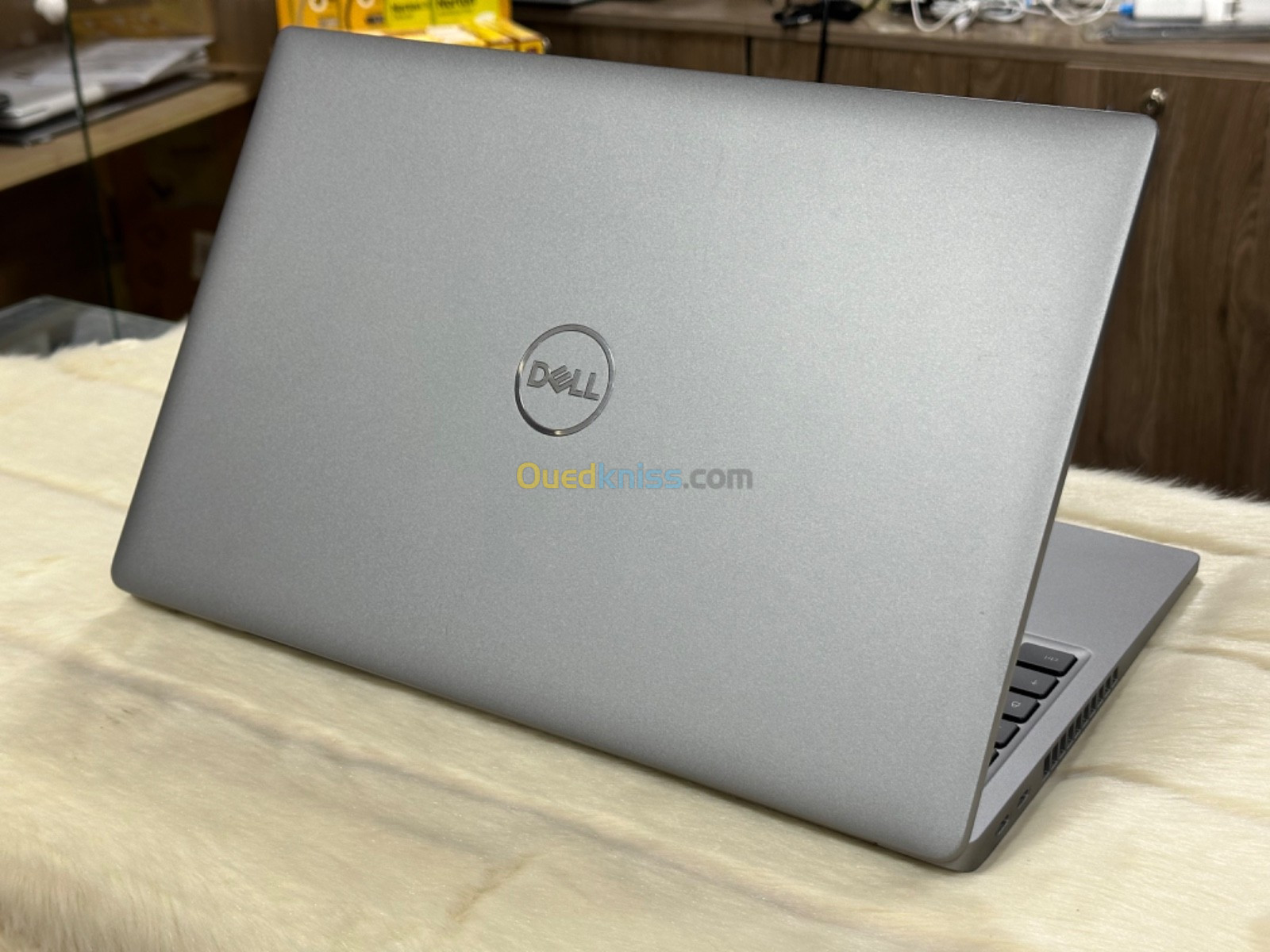 DELL LATITUDE 5530 I5 1235U 16GO 512GO SSD TACTILE 