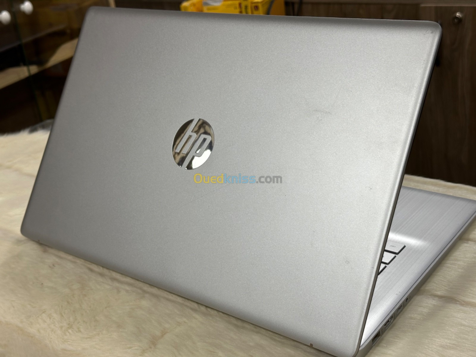 HP LAPTOP 17 CP0XXX AMD RYZEN 7 5700U 16GO 128GO SSD + 1TO HDD