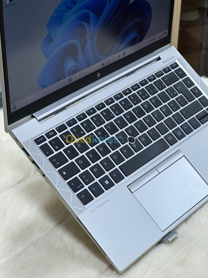 HP ELITEBOOK 840 G8 I5 VPRO 1145G7 16GO 256GO SSD NVME