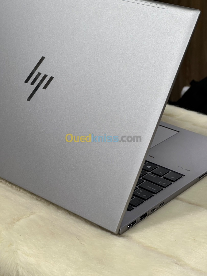 HP ZBOOK FIREFLY 16 G10 I7 VPRO 1365U 32GO 1TO SSD NVIDIA RTX A500 4GO