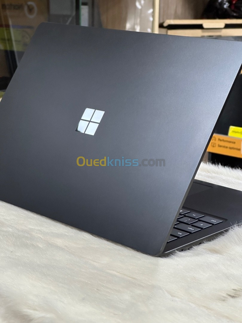 SURFACE LAPTOP 5 BLACK I7 1265U 16GO DDR5 256GO SSD 