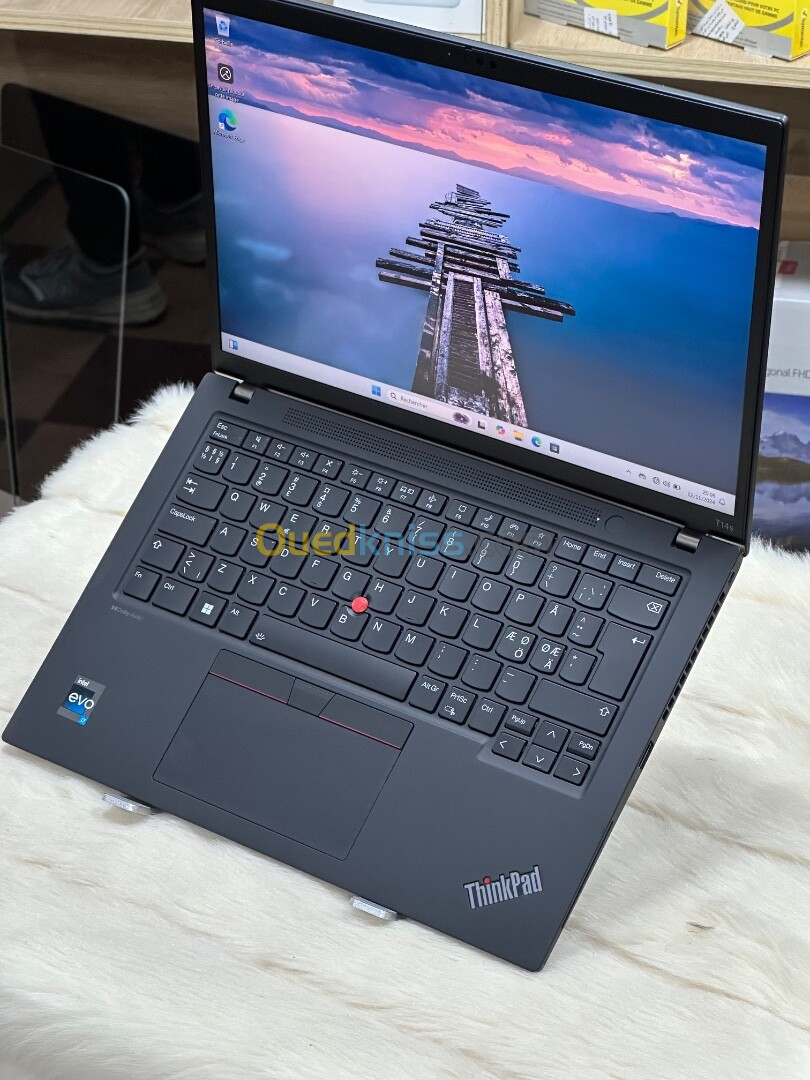 LENOVO THINKPAD T14s GEN 4 I7 1355U 16GO 512GO SSD NVME 