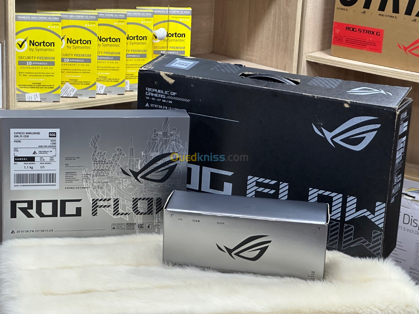 ASUS ROG FLOW Z13 GZ301ZE I9 12900H 16GO 1TO SSD NVIDIA GEFORCE RTX3050Ti 4GO NEUF SOUS EMBALLAGE 