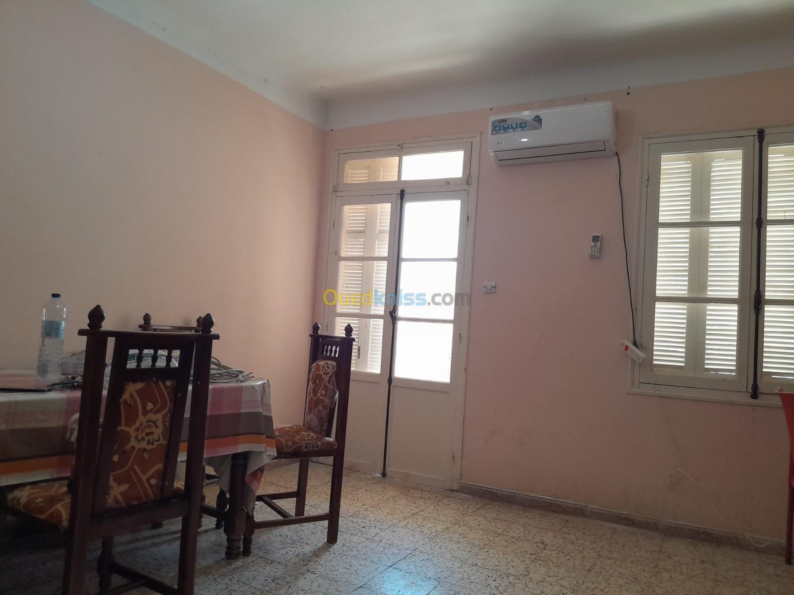 Location Appartement F3 Béjaïa Souk el thenine