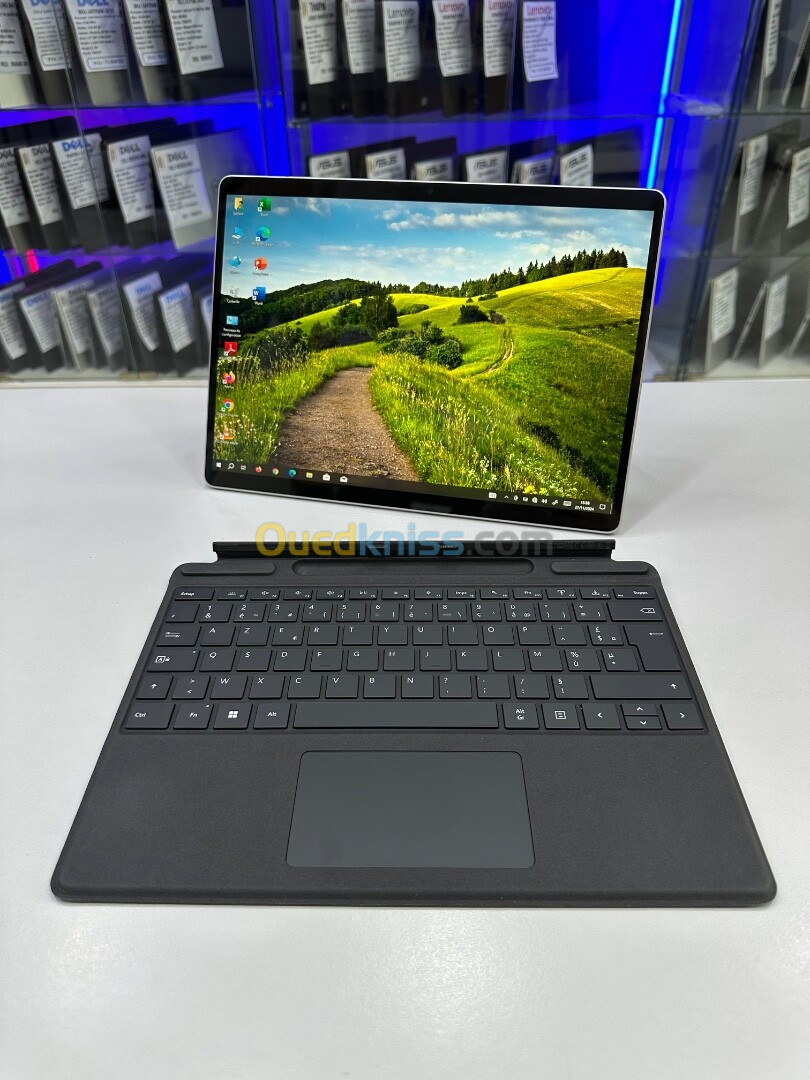 Microsoft Surface Pro 9 i5-12éme 16GB 256GB 13,3" FHD Détachable Tactile