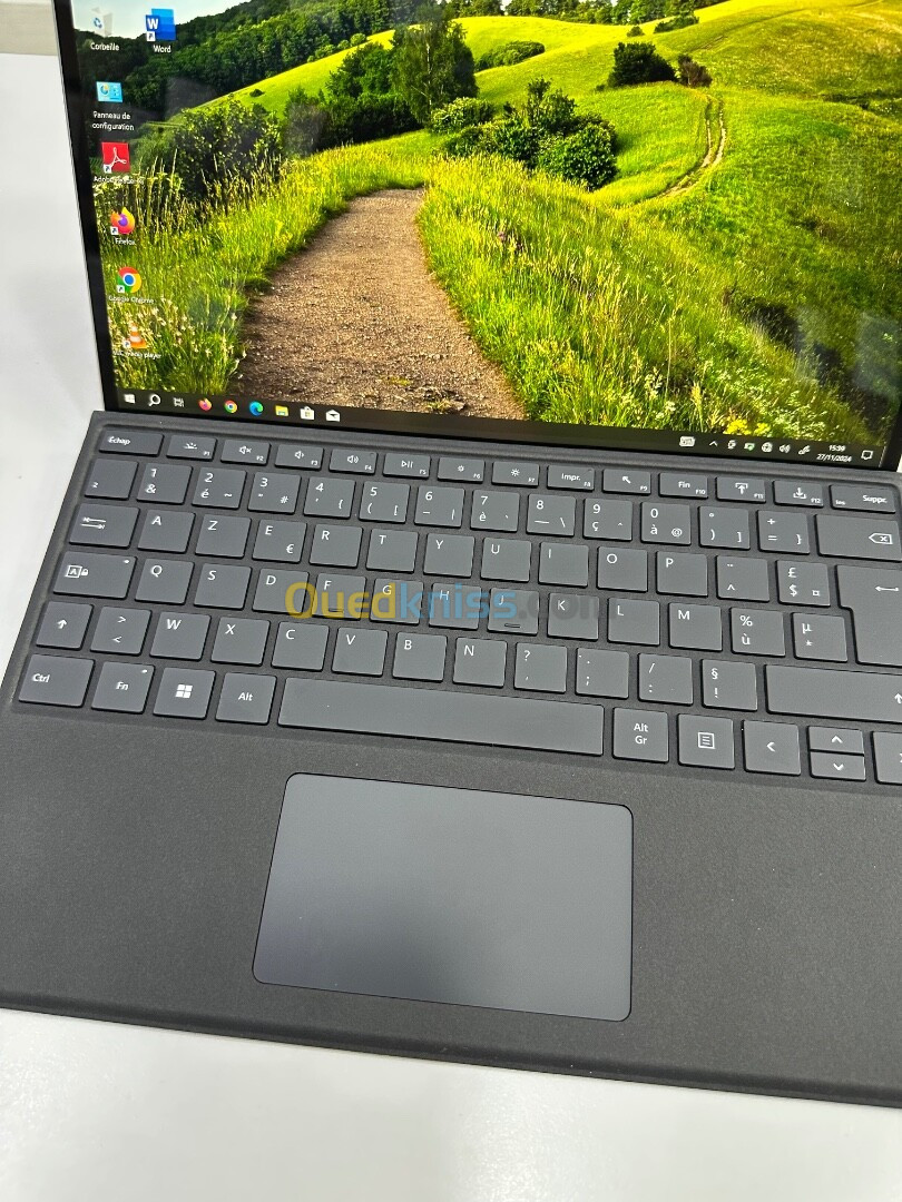 Microsoft Surface Pro 9 i5-12éme 16GB 256GB 13,3" FHD Détachable Tactile