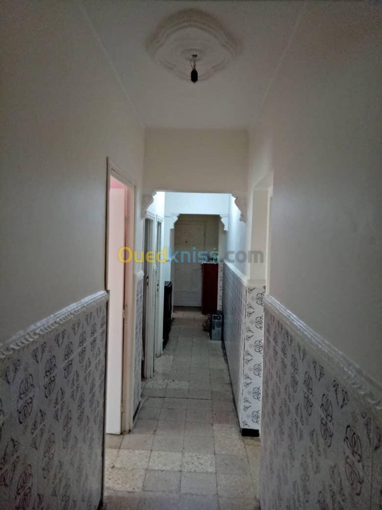 Vente Appartement F5 Alger Les eucalyptus