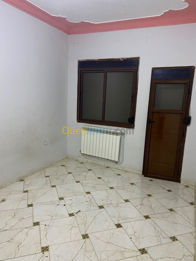 Location Niveau De Villa F3 Tlemcen Mansourah