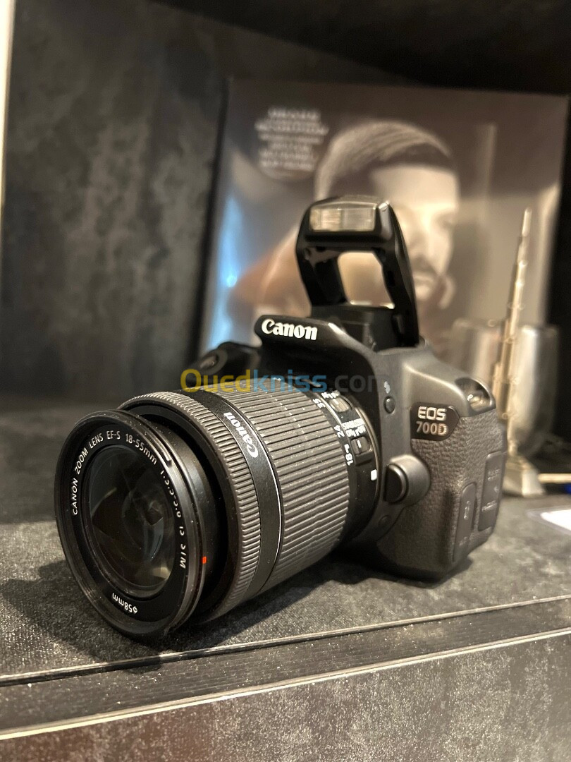 Canon EOS 700D