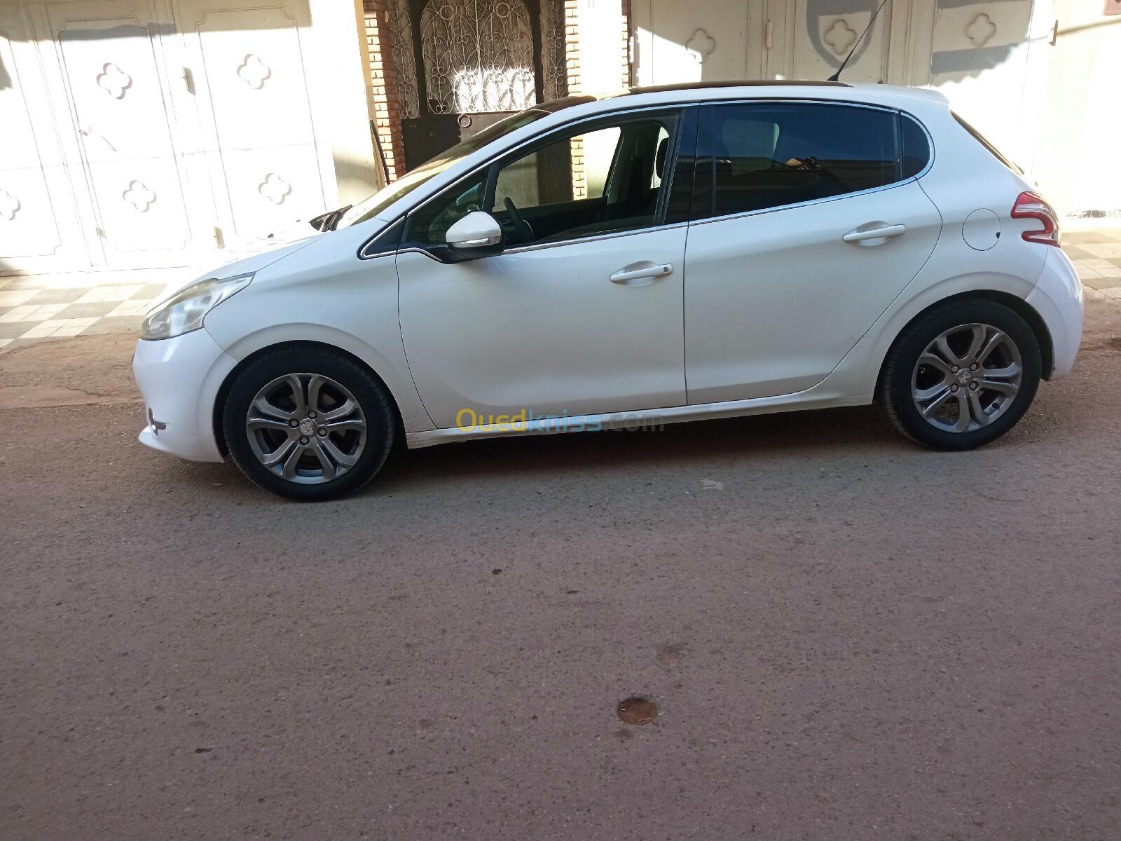 Peugeot 208 2014 Allure