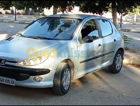 Peugeot 206 2005 Français