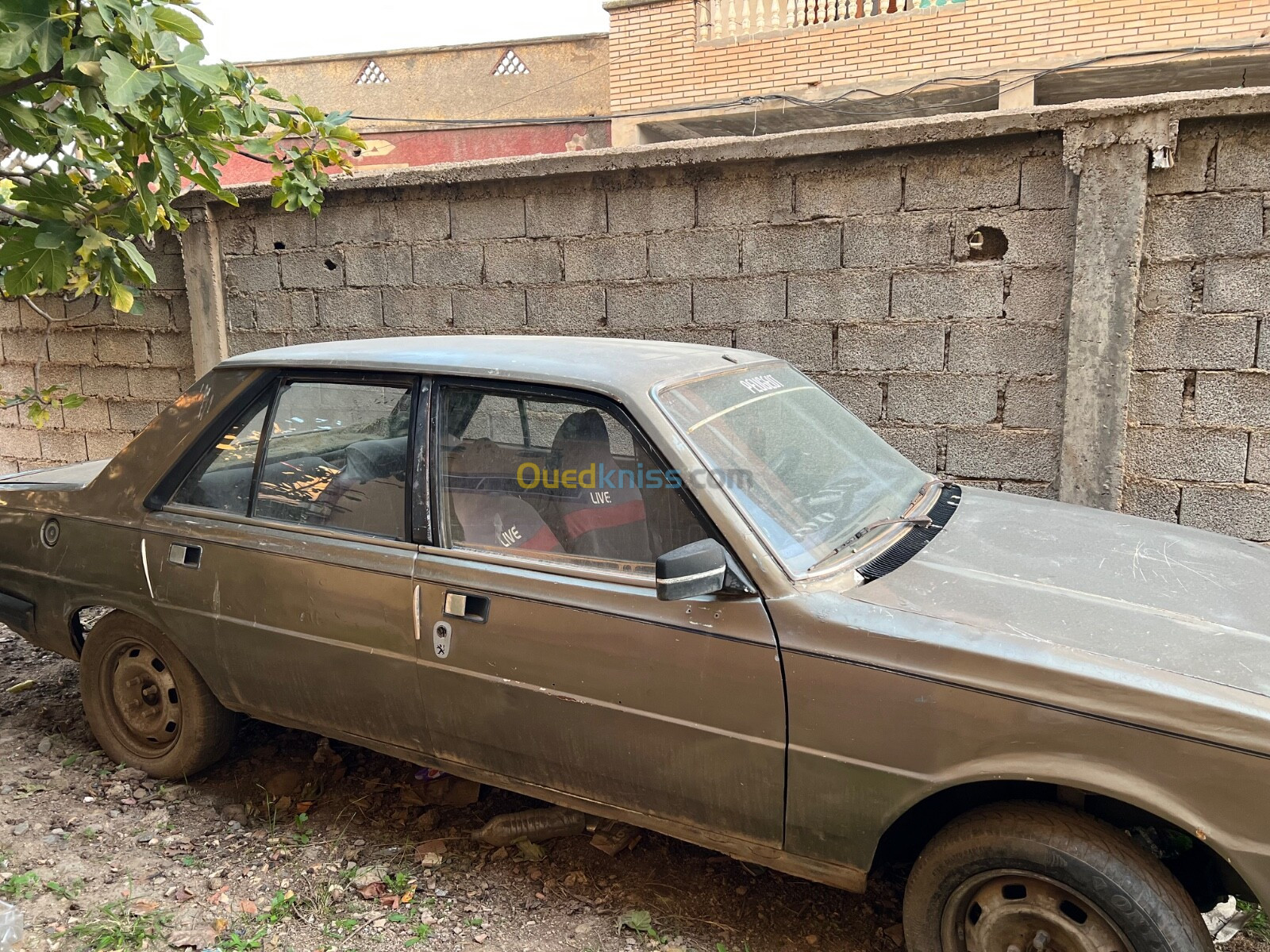 Peugeot 305 1983 