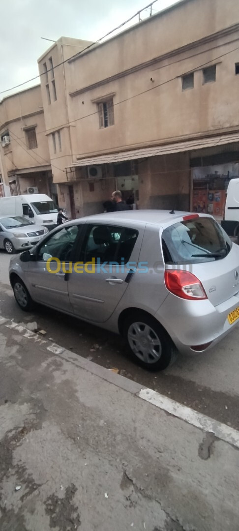 Renault Clio 3 2012 Exception