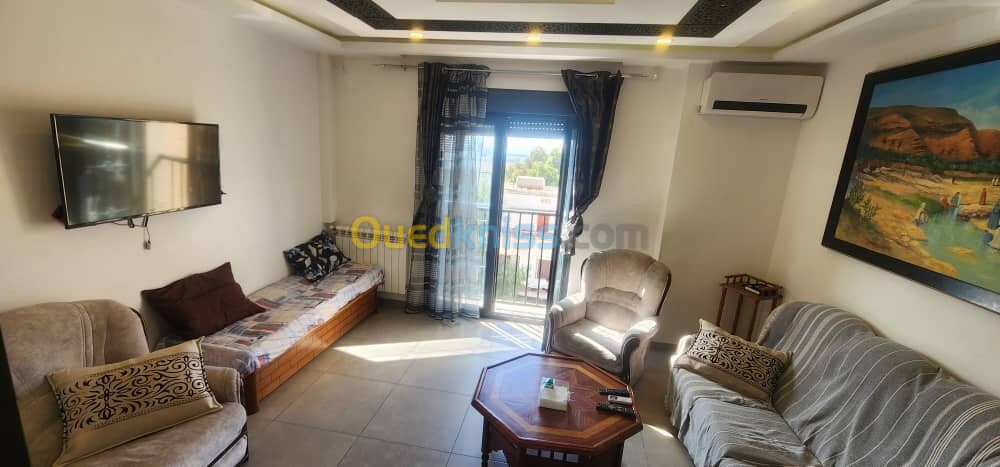 Location vacances Appartement F3 Alger Dely brahim