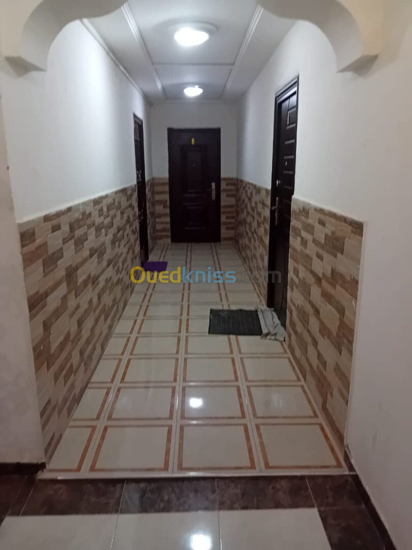 Location Appartement F3 Alger Draria