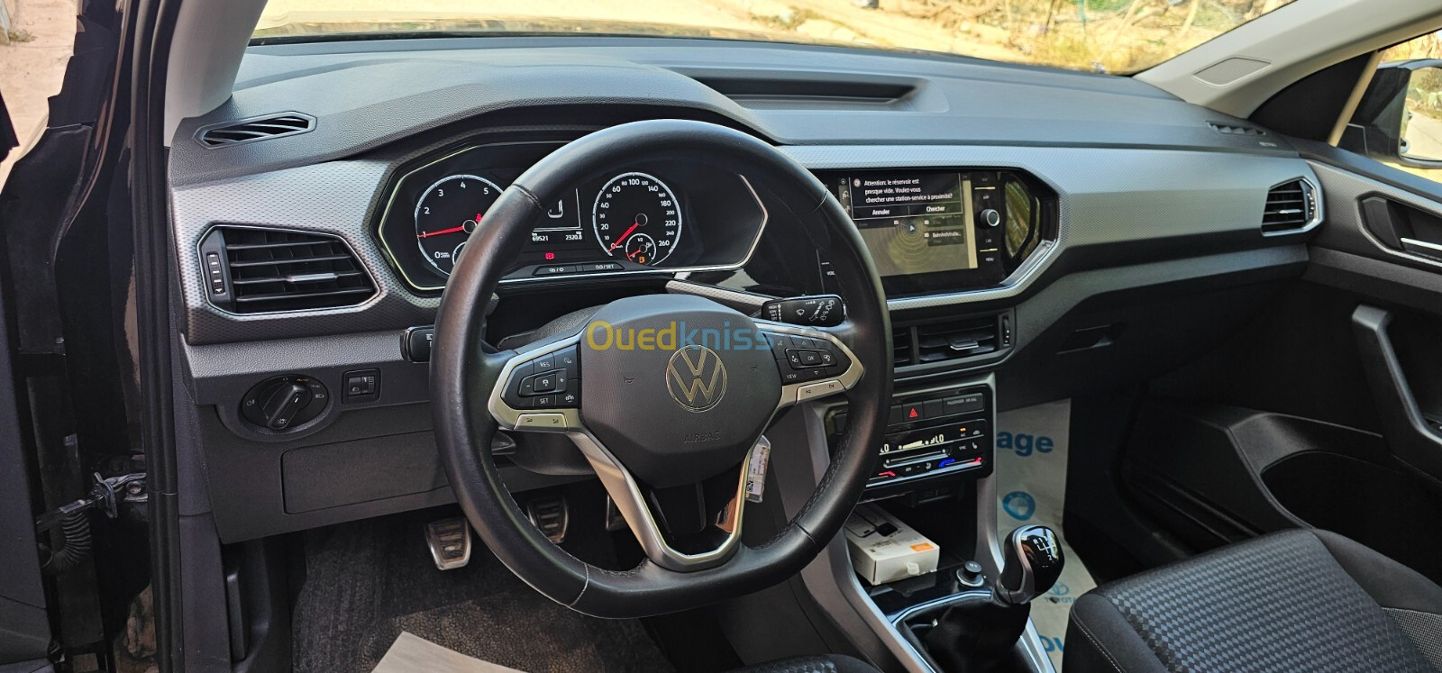 Volkswagen T_cross 2022 active