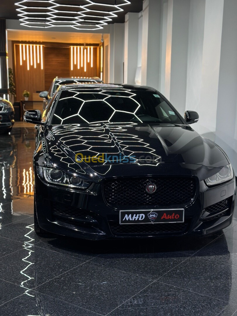 Jaguar Xe 2019 R-sport