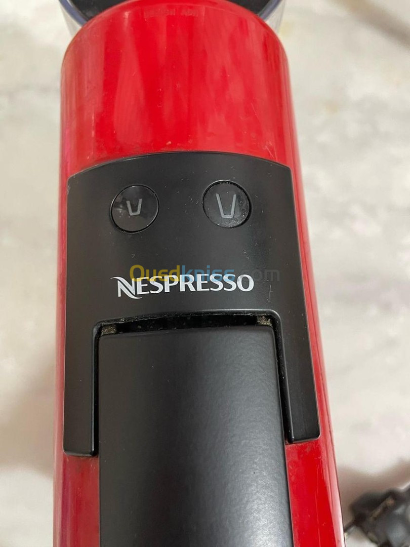 Nespresso coffee machine نيسبريسو ماكينة القهوة