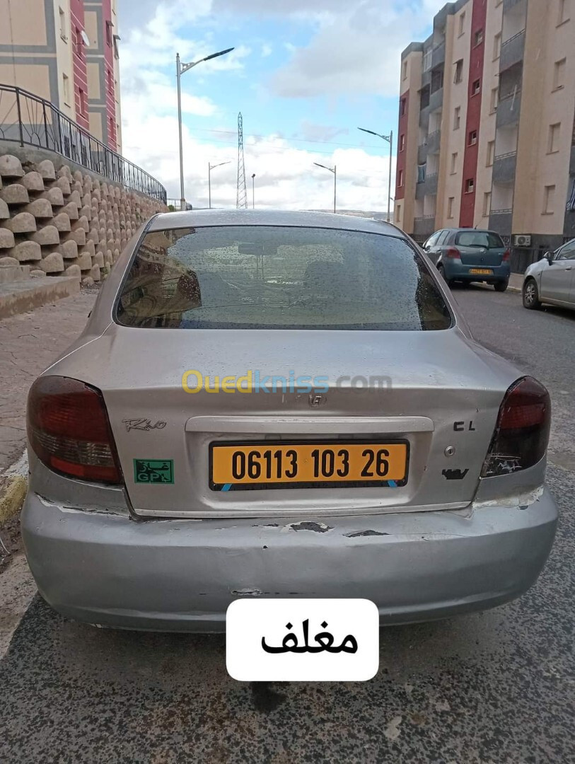 Kia Rio 5 portes 2003 ريو2