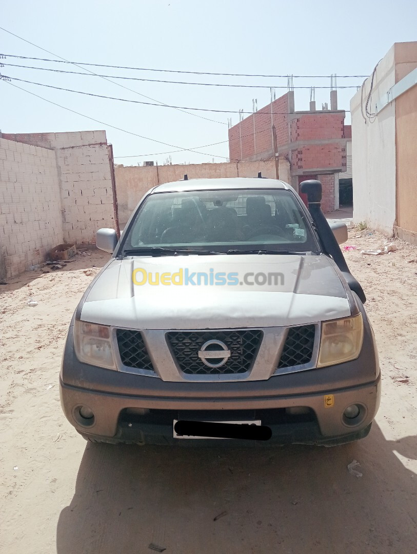 Nissan Navara 2011 Elegance 4x2