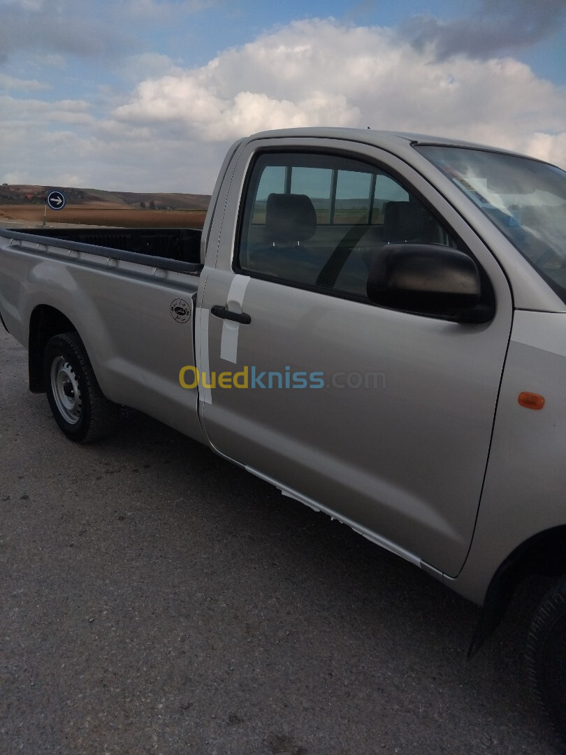 Toyota Hilux 2014 LEGEND DC 4x2