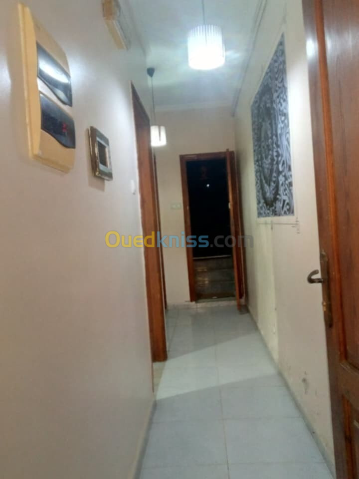 Location Appartement F02 Alger El biar