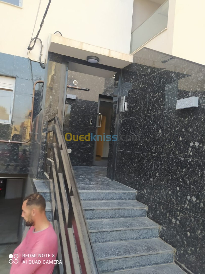 Location Appartement F03 Alger Dely brahim