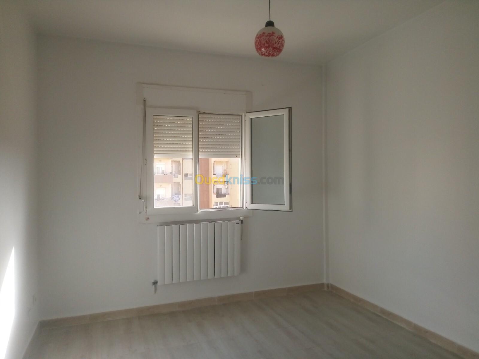 Location Appartement F4 Alger Souidania