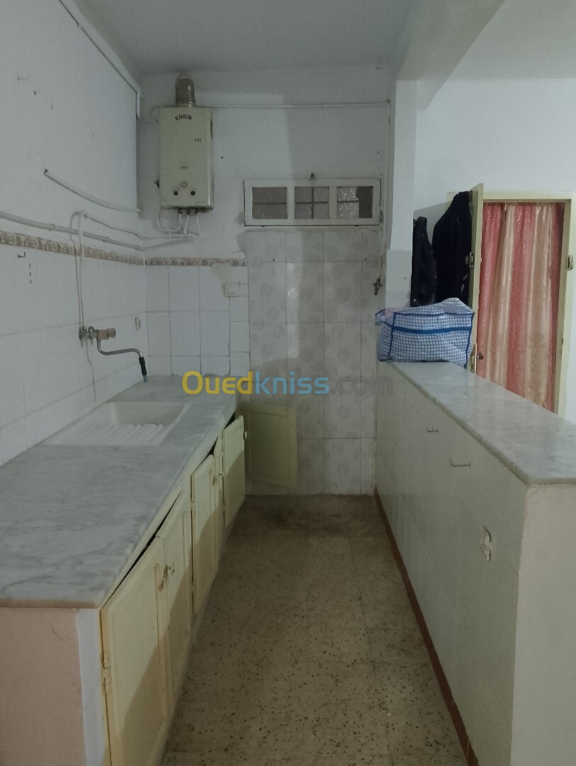 Location Niveau De Villa F3 Alger Souidania