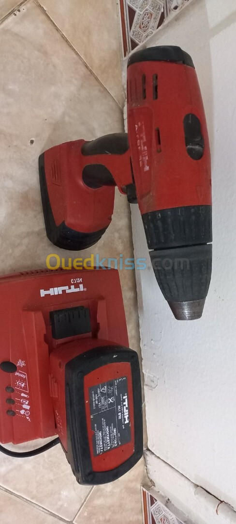 VISSEUSE HILTI 12V