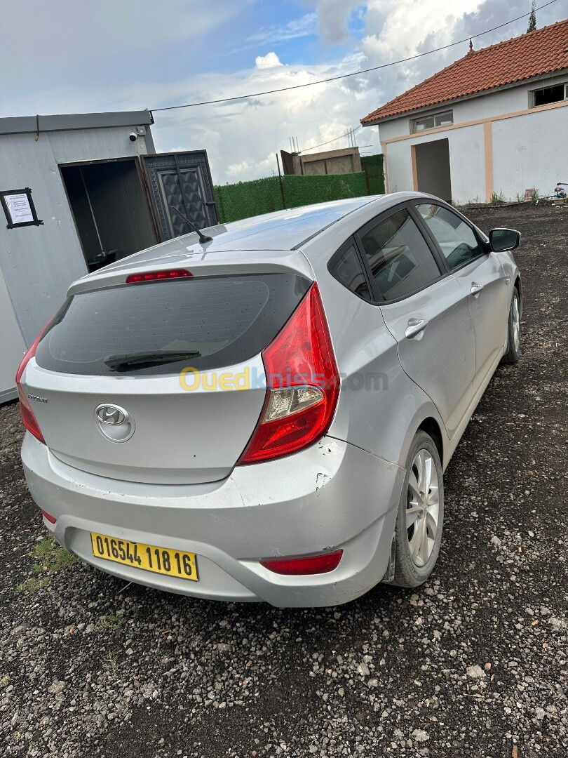 Hyundai Accent RB  4 portes 2018 