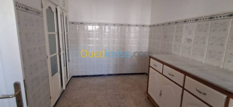 Location Appartement F3 Annaba Annaba