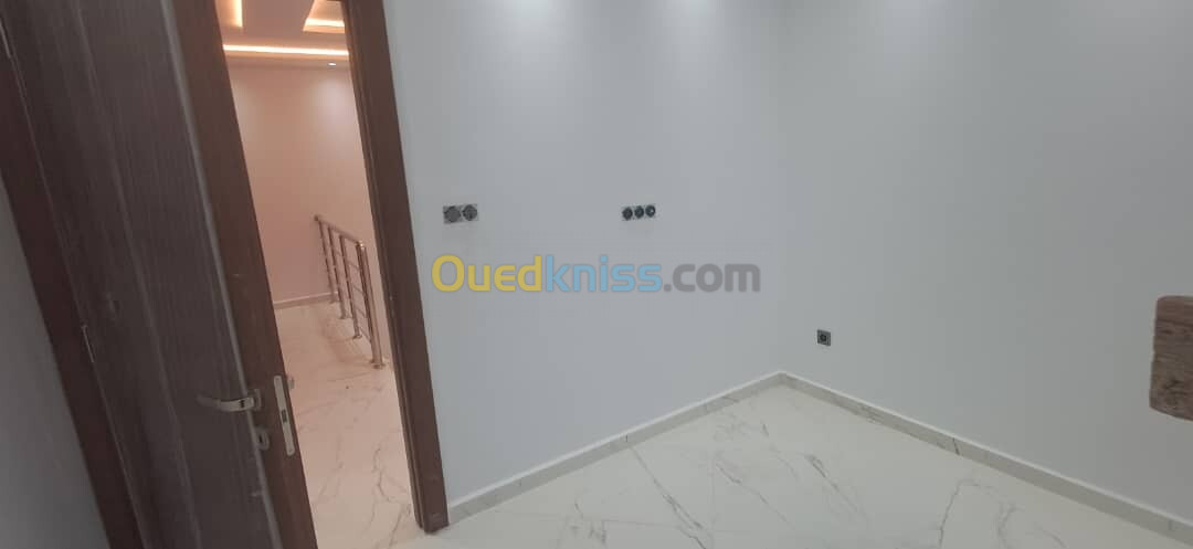 Vente Duplex F4 Annaba Annaba