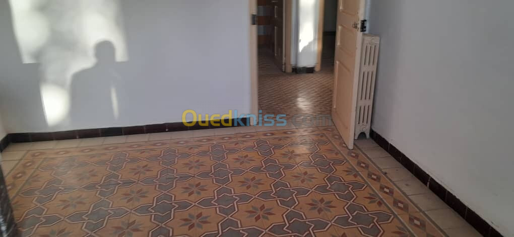 Location Appartement F3 Annaba Annaba