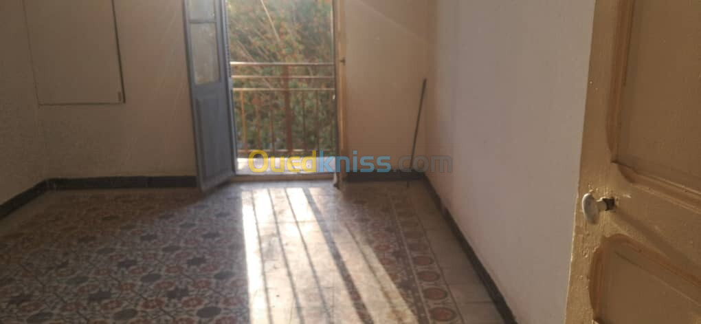 Location Appartement F3 Annaba Annaba