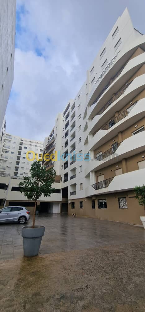 Location Appartement F5 Tipaza Bou ismail