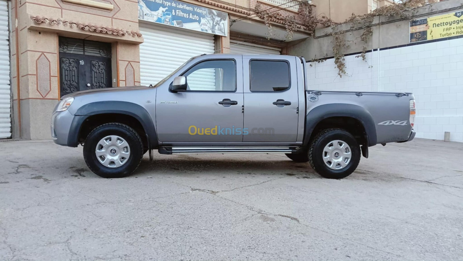 Mazda BT 50 2013 