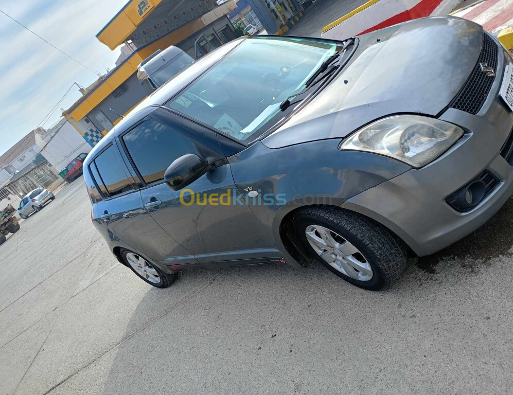 Suzuki Swift 2007 لاتوت