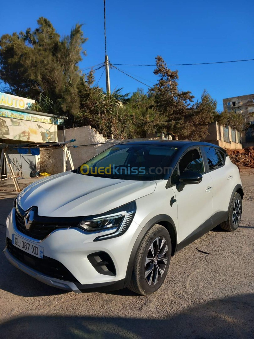 Renault Captur 2023 Evolition