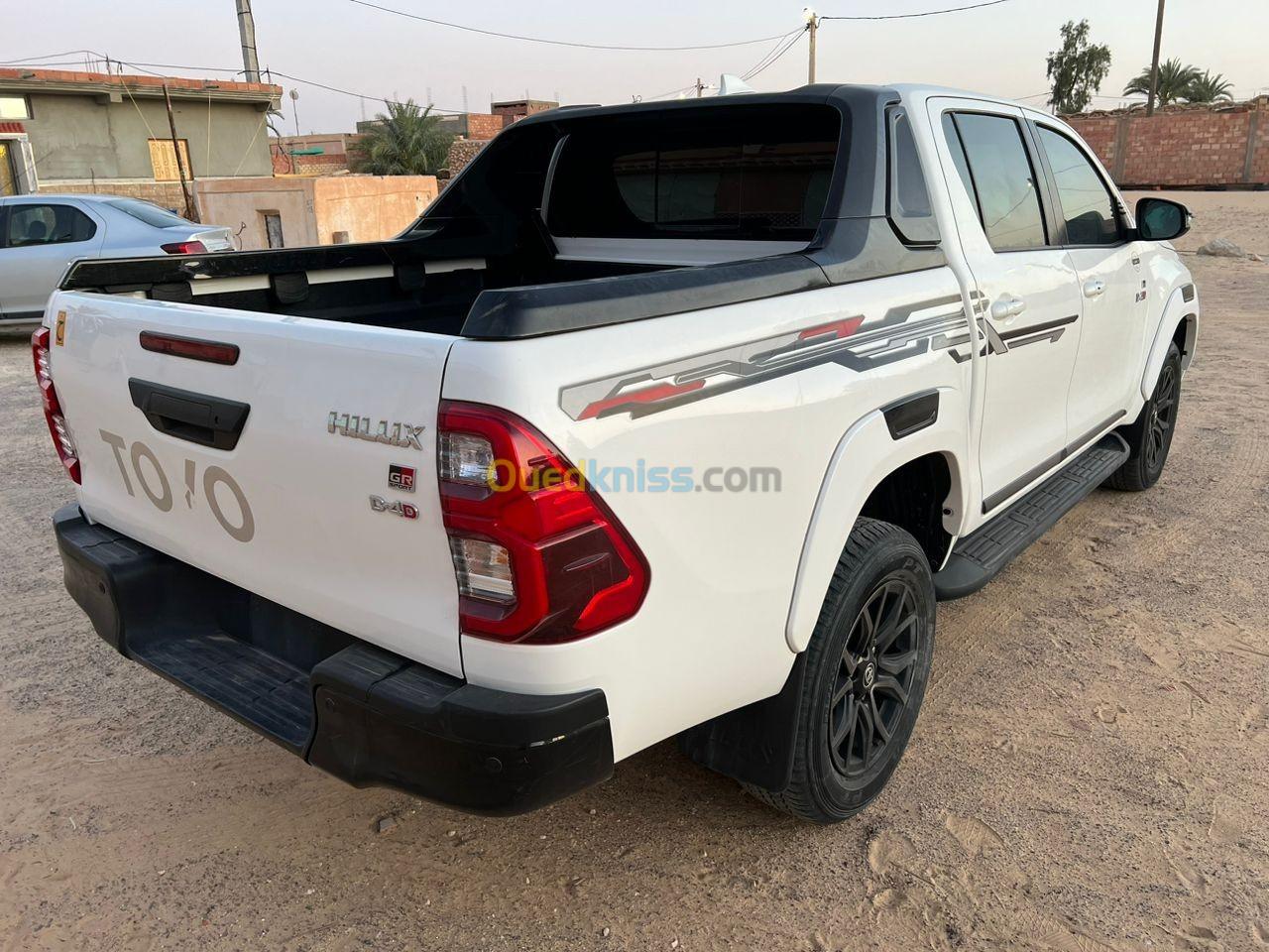 Toyota Hilux 2022 LEGEND DC 4x4 Pack Luxe