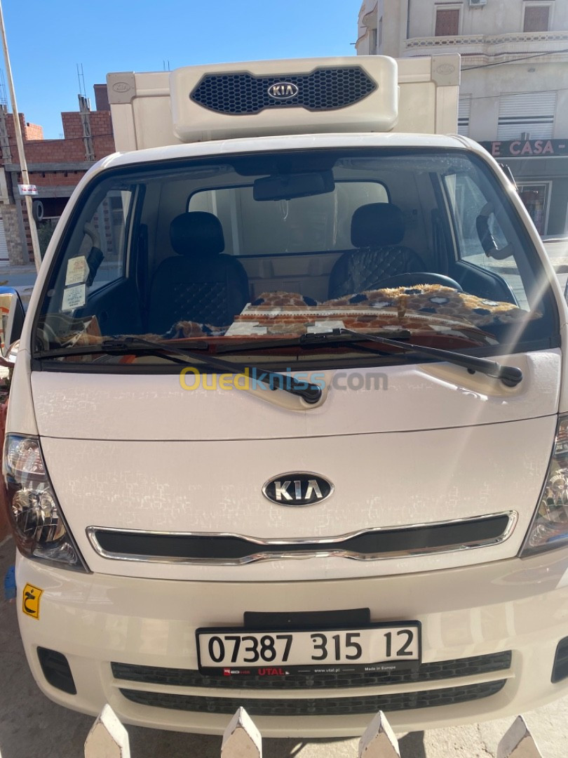 K 2700 Kia 2015