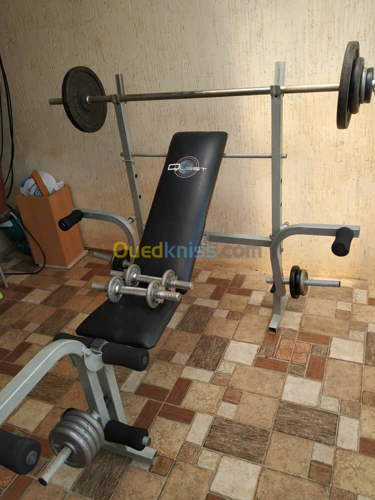 Banc de musculation multifonction allemand avec 54kg de disques 