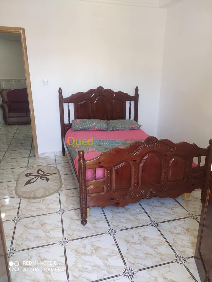 Location vacances Appartement F3 Skikda Collo