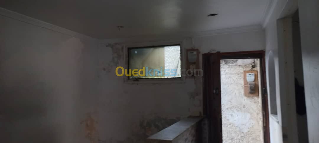 Vente Appartement F1 Alger Bouzareah