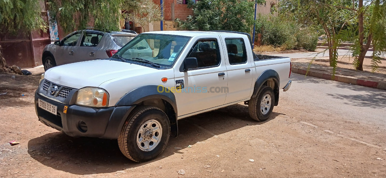 Nissan Pickup 2013 DC