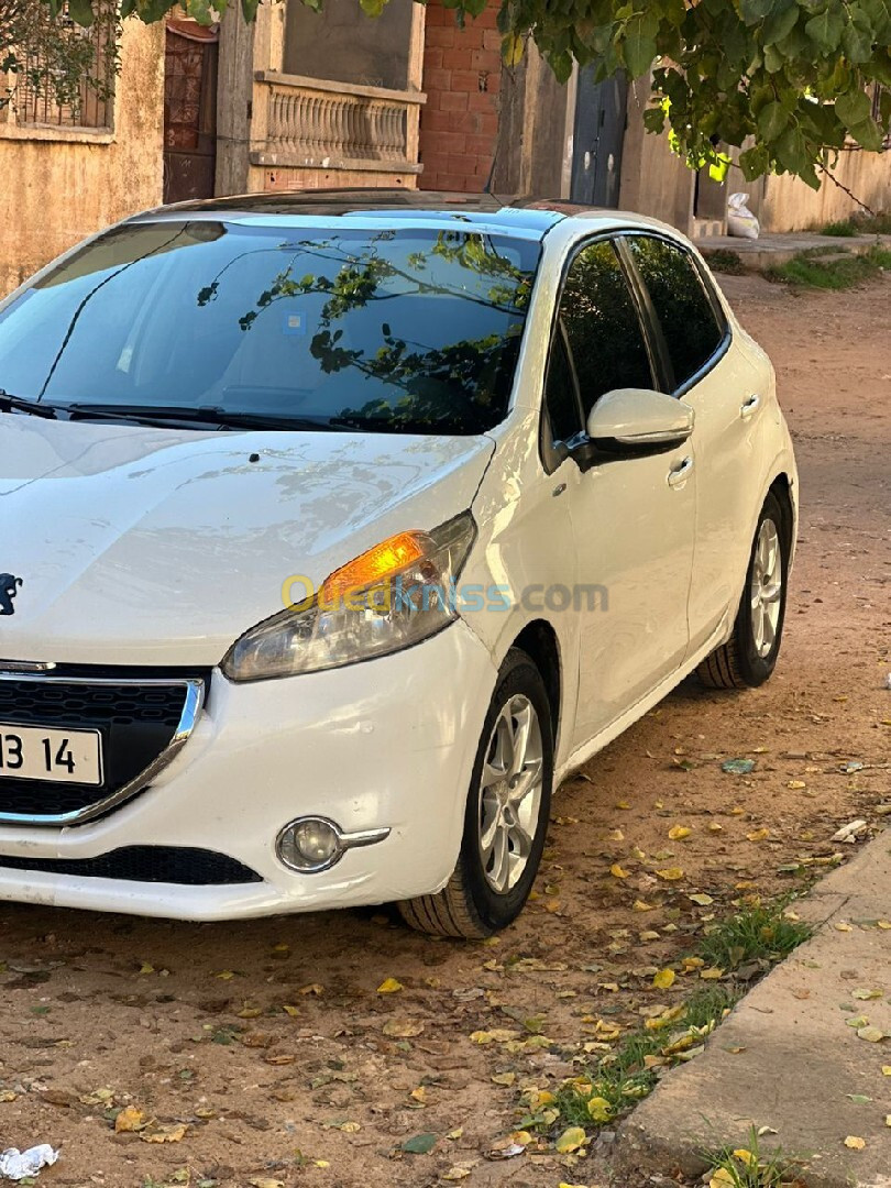 Peugeot 208 2013 Allure