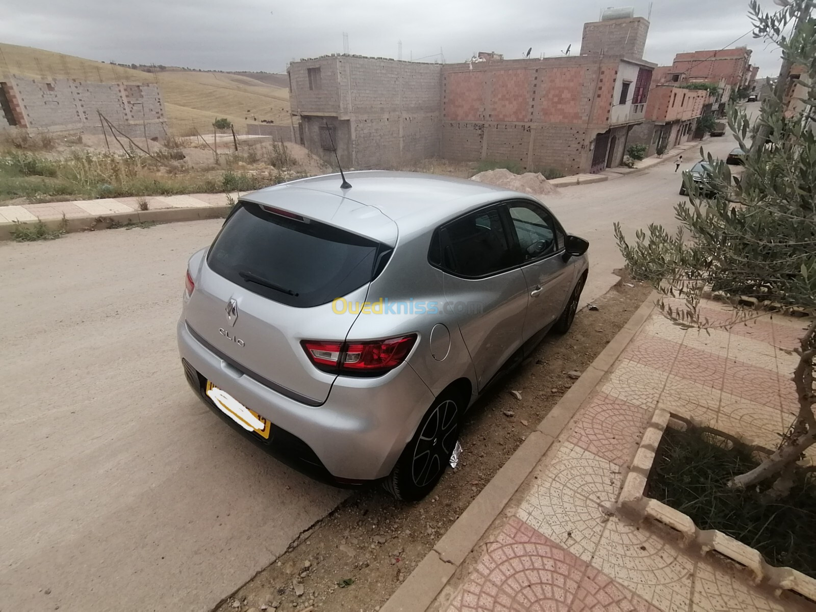 Renault Clio 4 2015 Limited 2