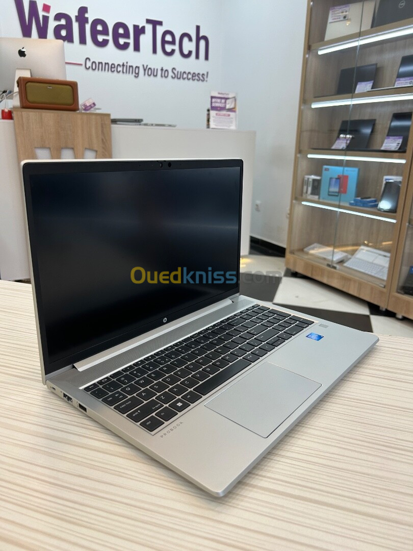 HP PROBOOK 450 G8 I5-1135G7 16GB 256 SSD 15" FHD